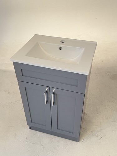 Gloss bathroom 600mm - bathroom,